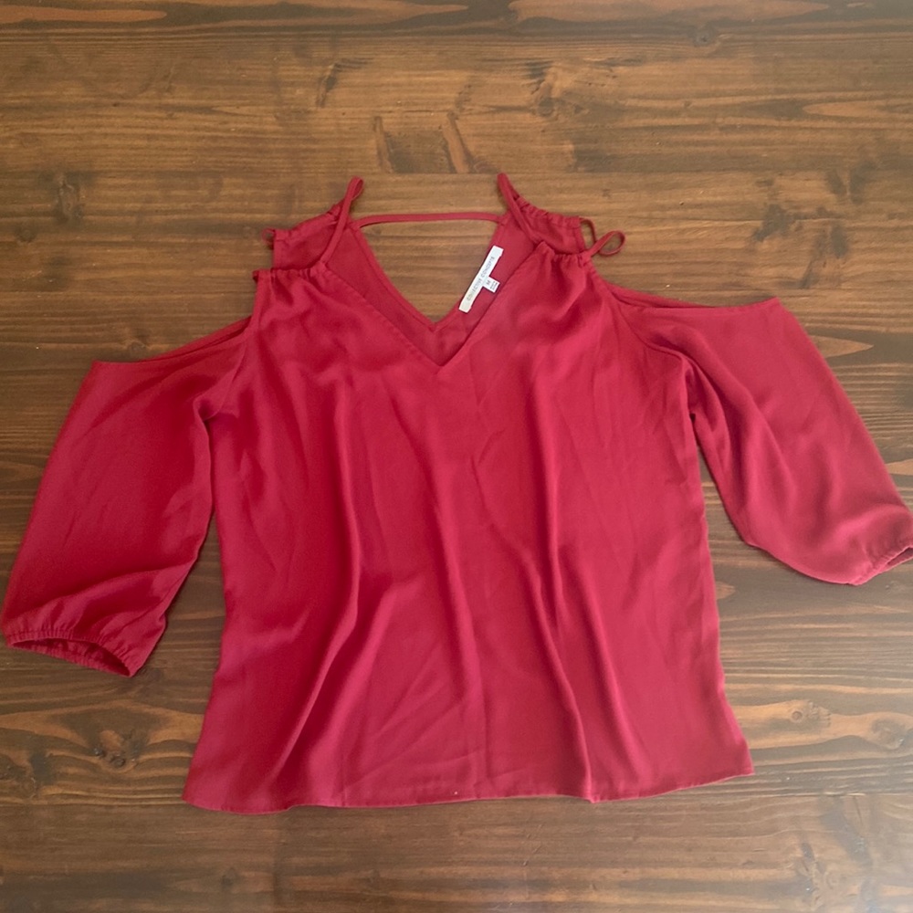 Womens Open Shoulder Top